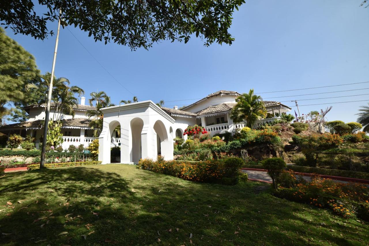 Mpt Rock End Manor, Pachmarhi Hotel Exterior foto