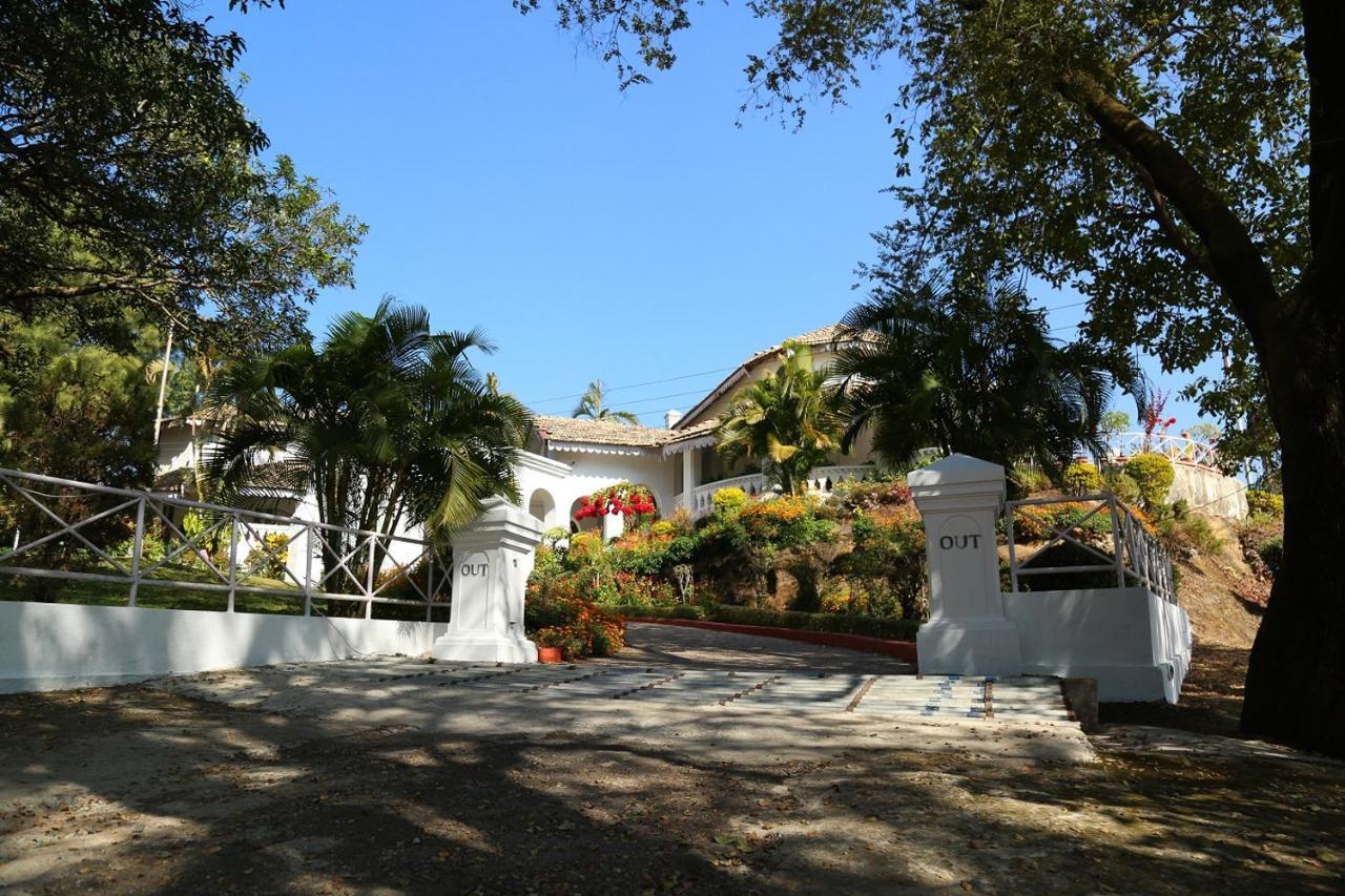 Mpt Rock End Manor, Pachmarhi Hotel Exterior foto